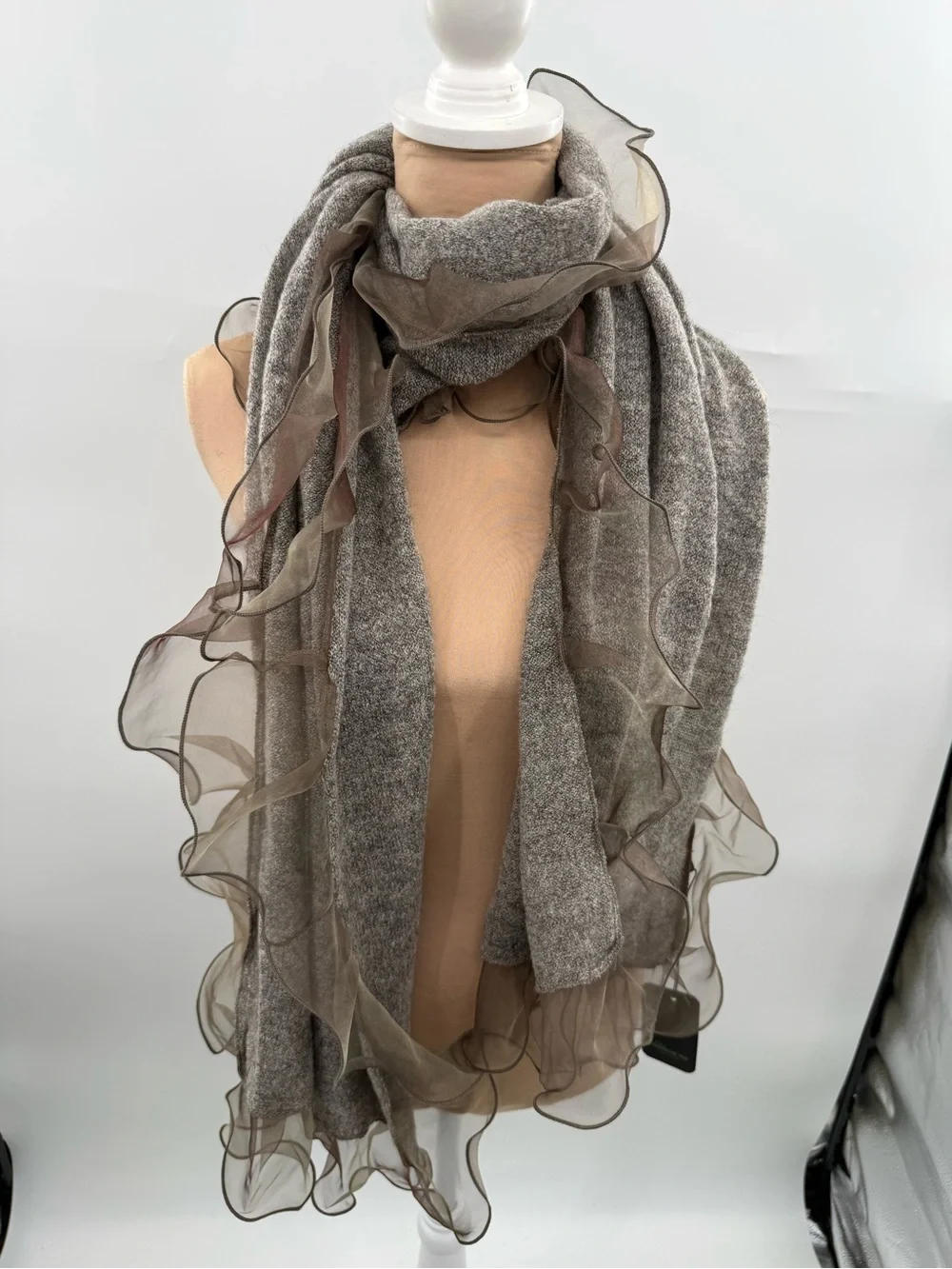 Saldarini 1882 Como Italy Mohair Blend Ruffle Organza Trim Scarf Shawl Wrap NWT